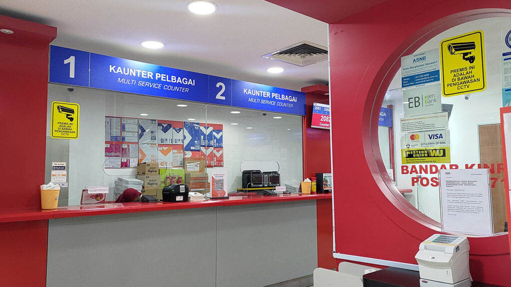 masa operasi pejabat pos giant bandar kinrara