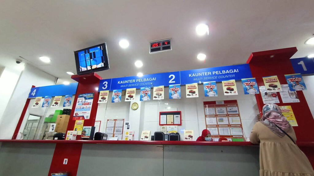 masa operasi pejabat pos giant seksyen 13 shah alam