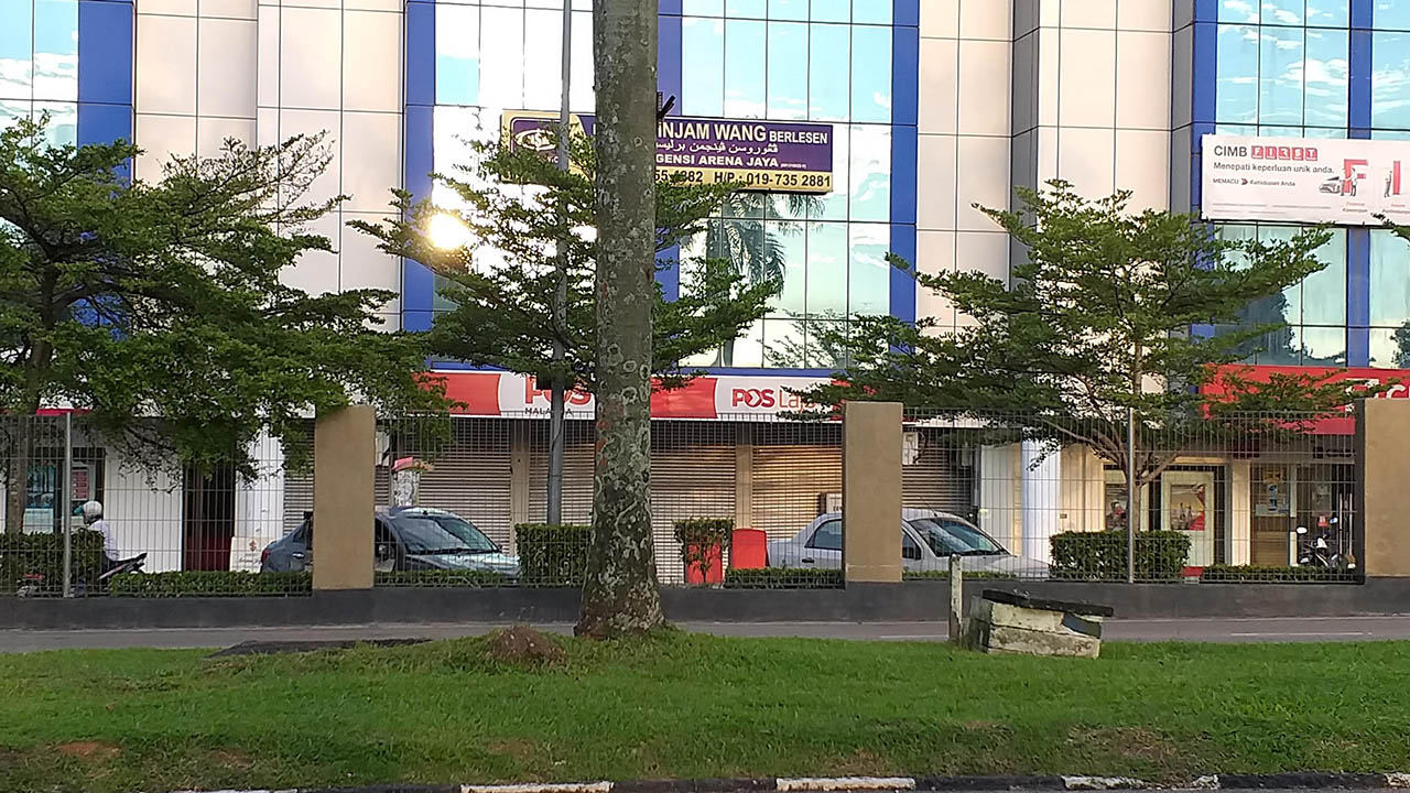 masa operasi pejabat pos pasir gudang