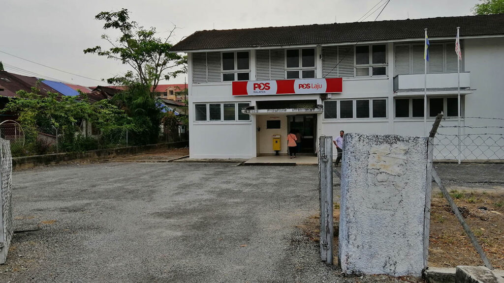 pejabat pos kaki bukit