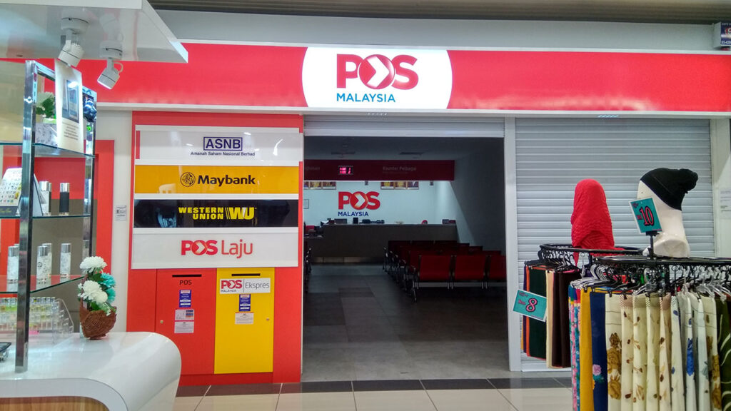 pejabat pos lukut