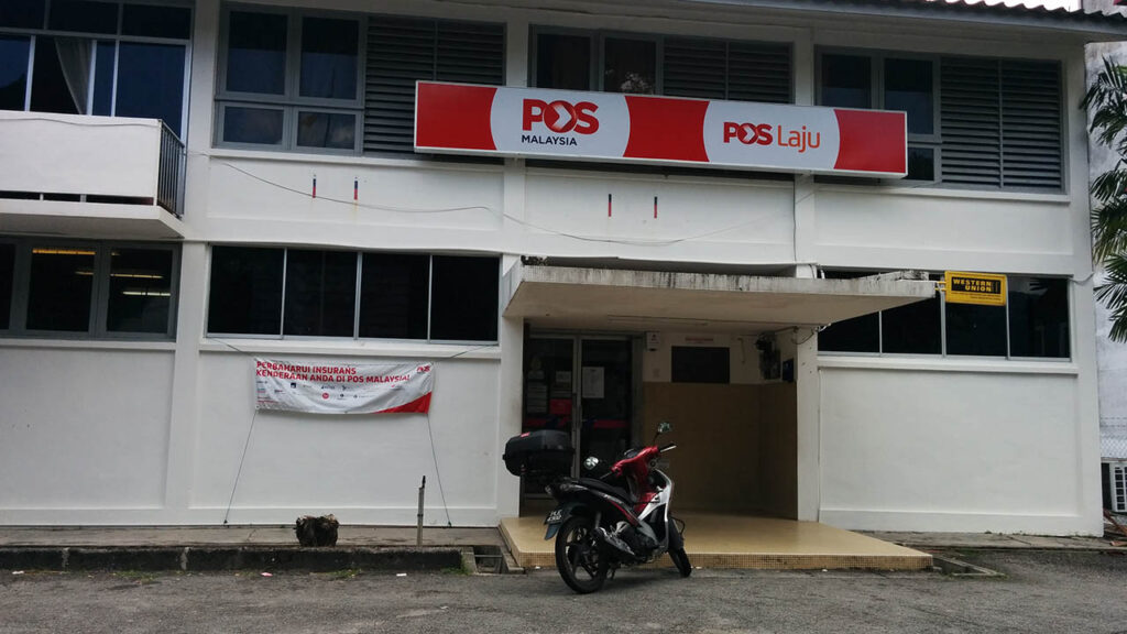 pejabat pos padang tembak