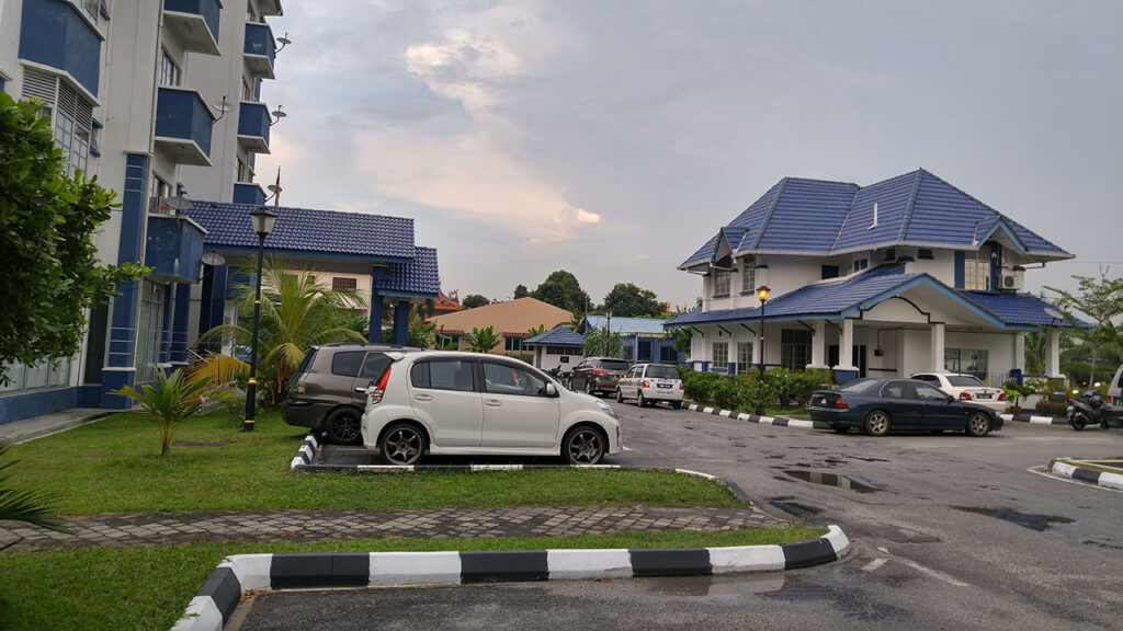 ibu pejabat polis daerah sungai buloh