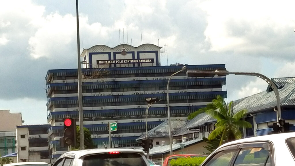 ibu pejabat polis kontinjen sarawak