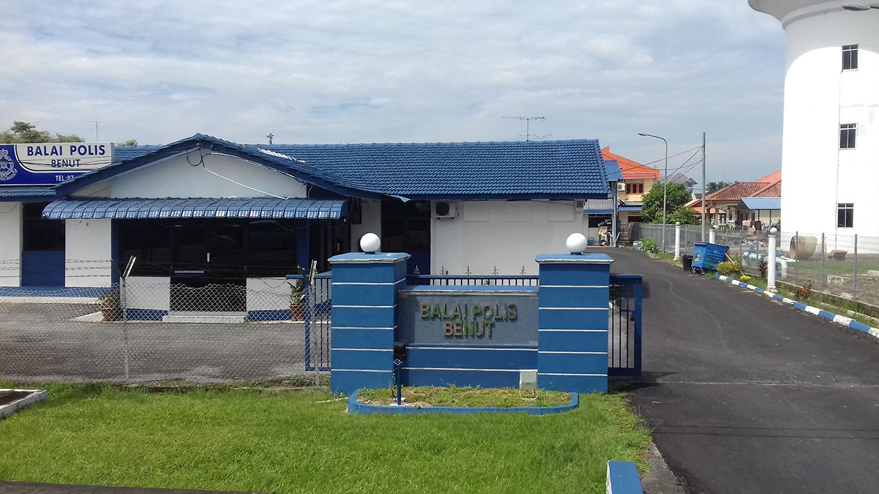 balai polis benut