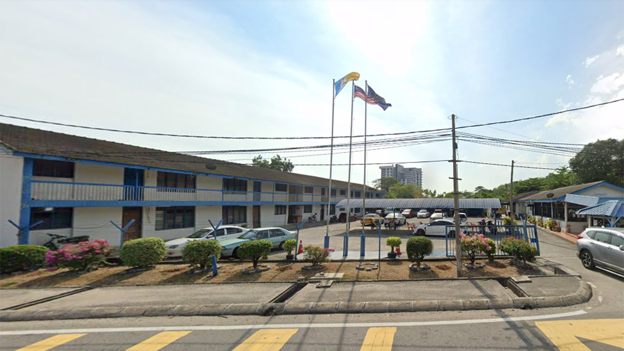 balai polis bukit tengah