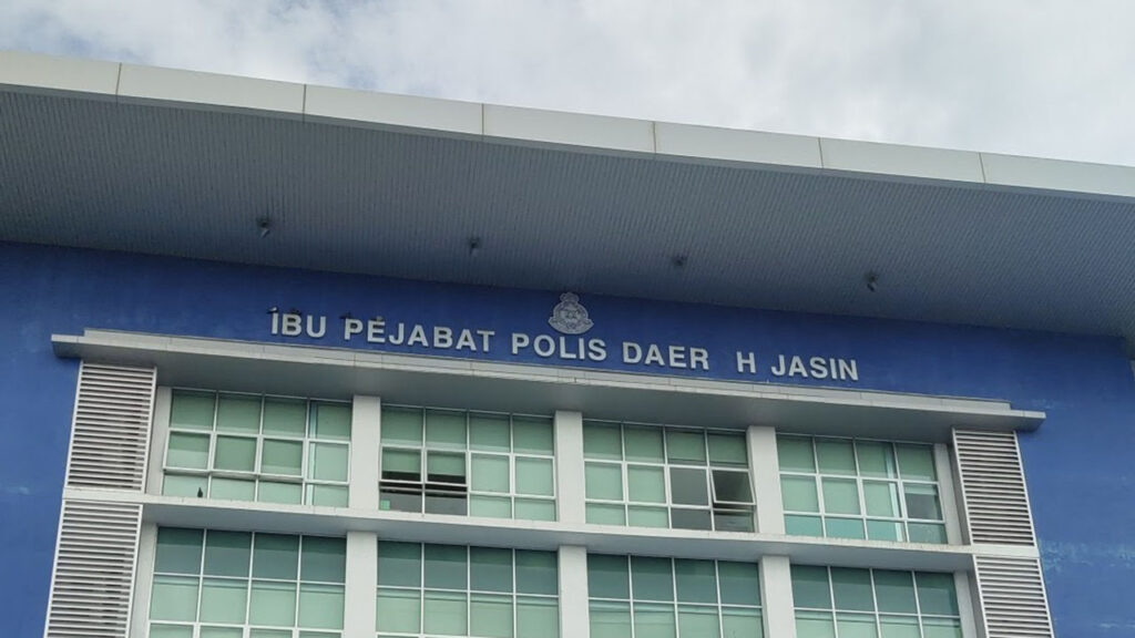 balai polis jasin (ibu pejabat polis daerah jasin)