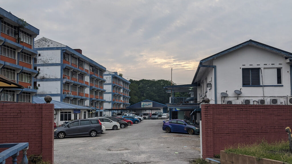 balai polis seksyen 11