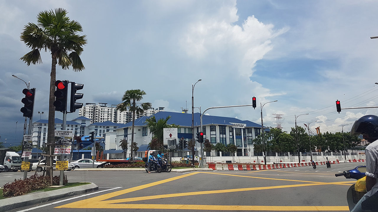 ibu pejabat polis daerah cheras (balai polis cheras)