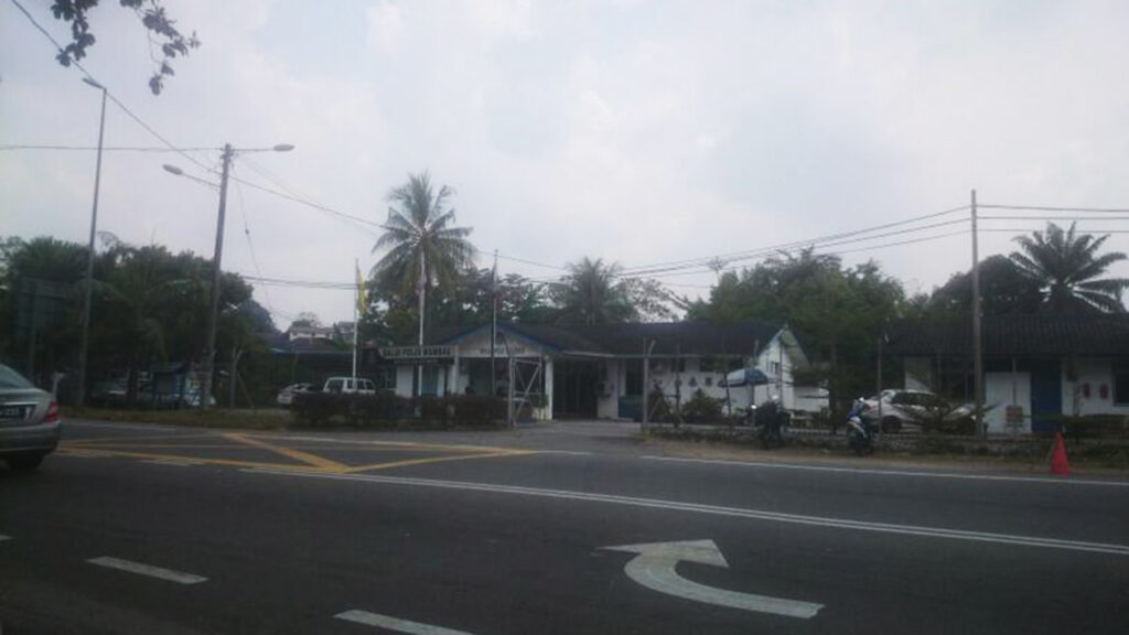 balai polis mambau