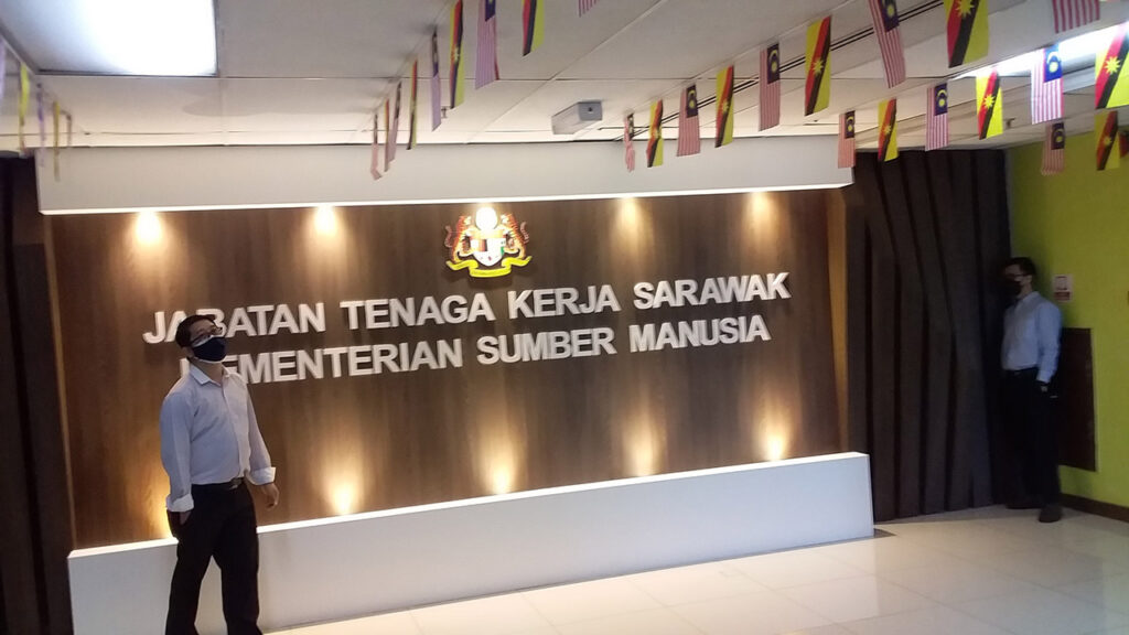 jabatan tenaga kerja sarawak