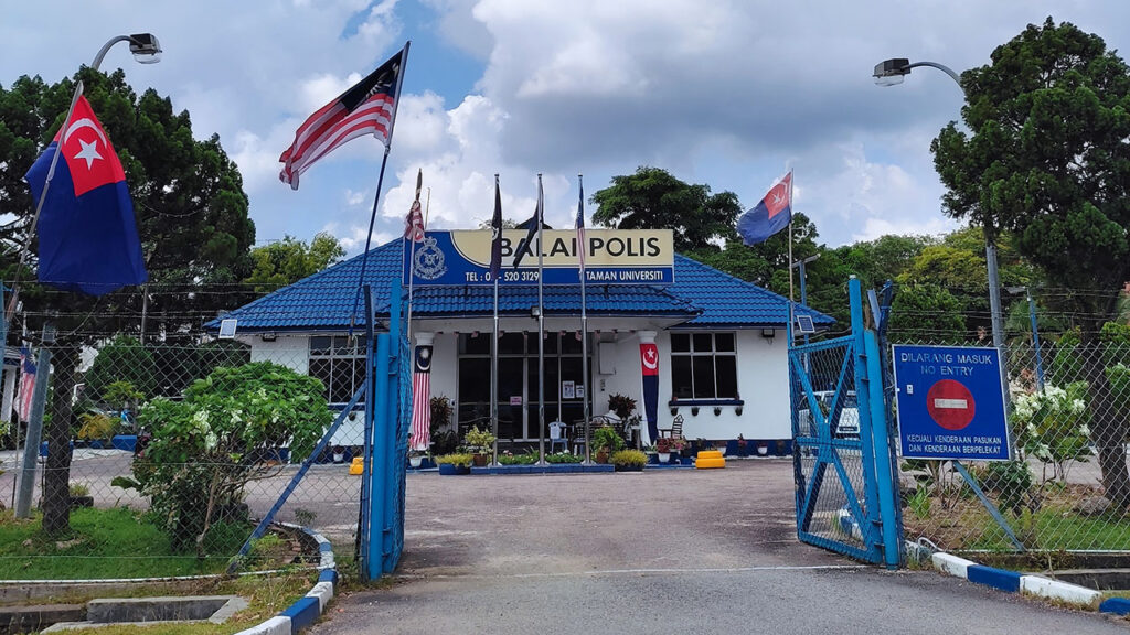 masa operasi balai polis taman universiti